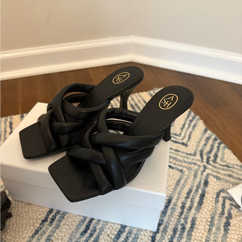 Gently Used- Size 7 Ash Black Mina Knotted Leather Sandals